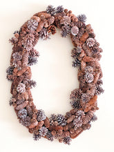 Load image into Gallery viewer, Rustic Pinecone Oval Wreath