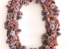 Load image into Gallery viewer, Rustic Pinecone Oval Wreath