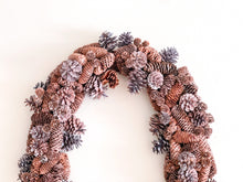 Load image into Gallery viewer, Rustic Pinecone Oval Wreath
