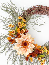 Load image into Gallery viewer, Sunflower Moss Wreath