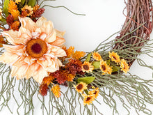 Load image into Gallery viewer, Sunflower Moss Wreath
