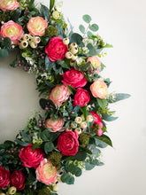 Load image into Gallery viewer, Ranunculus et Al. Wreath
