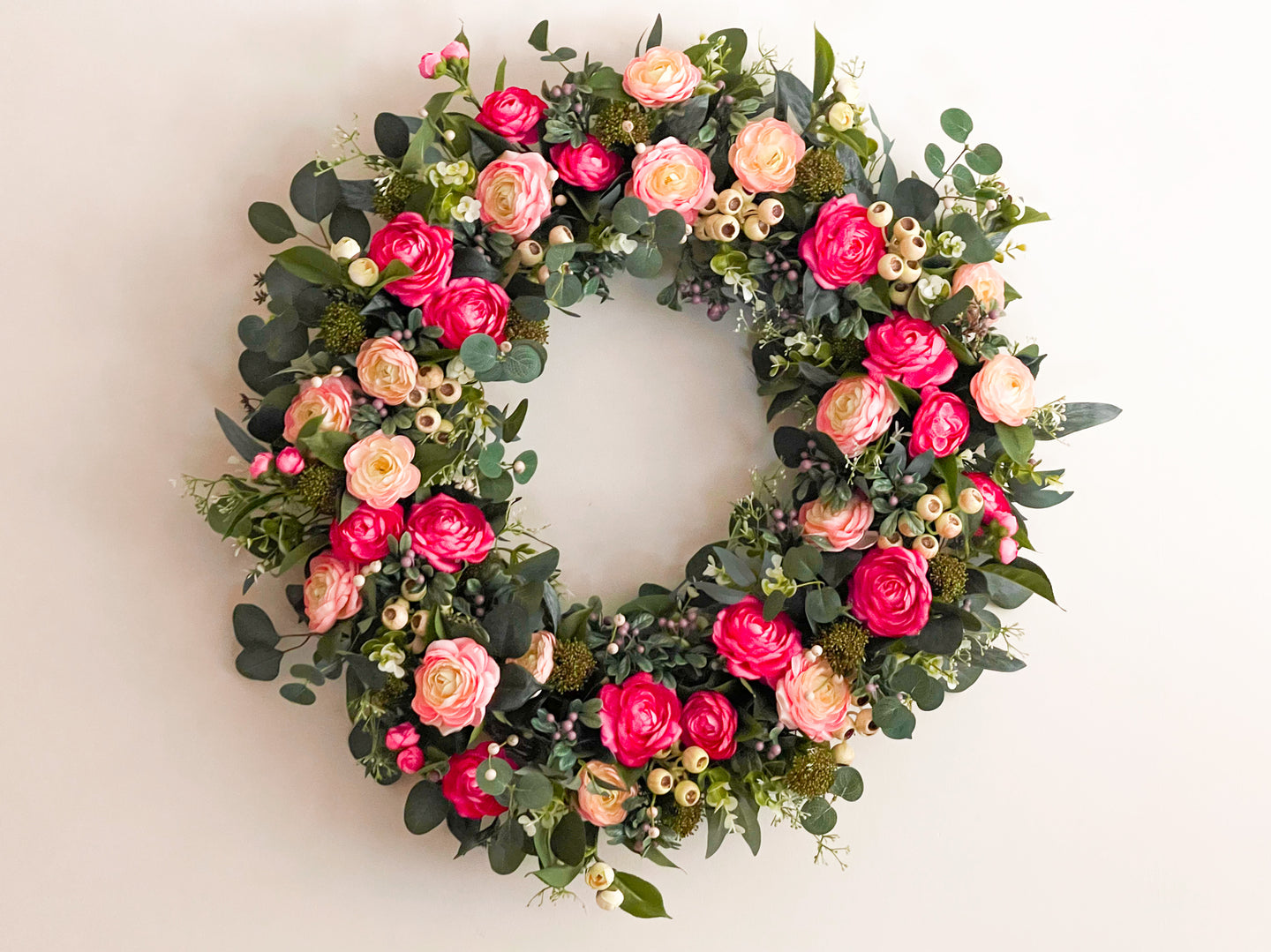 Ranunculus et Al. Wreath